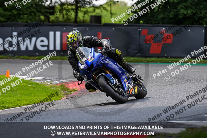 cadwell no limits trackday;cadwell park;cadwell park photographs;cadwell trackday photographs;enduro digital images;event digital images;eventdigitalimages;no limits trackdays;peter wileman photography;racing digital images;trackday digital images;trackday photos